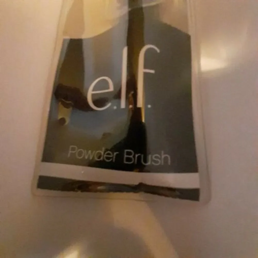 E.L.F. Studio POWDER BRUSH #84003 Cosmetic Makeup ELF Bronzer Blush New